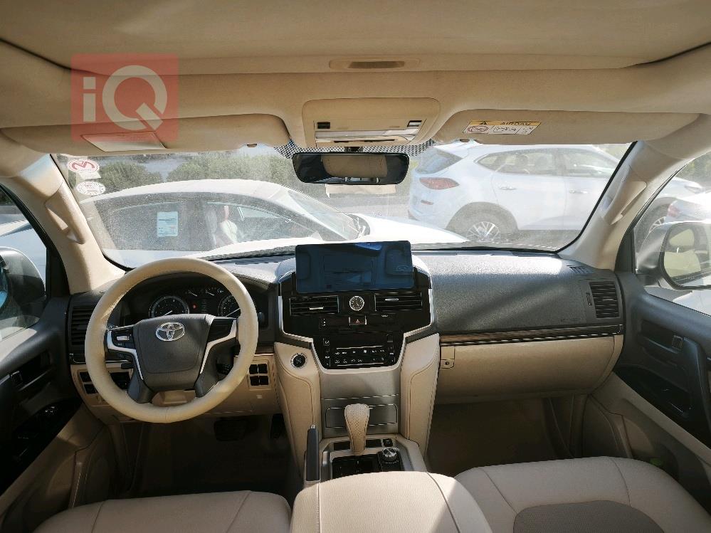 تويوتا لاندكروزر